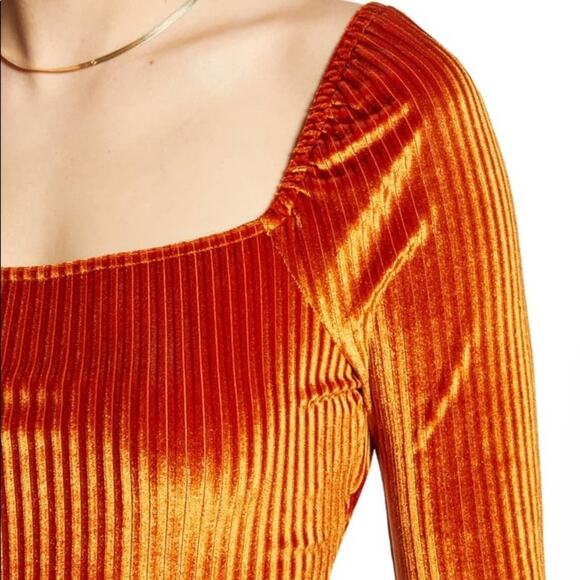 NWT All‎ In Favor Orange Ribbed Velvet Bow Back Top - Picture 5 of 10